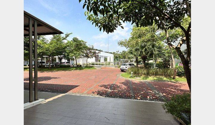 Rumah Siap Huni View Kolam di pusat Gading Serpong dan BSD 