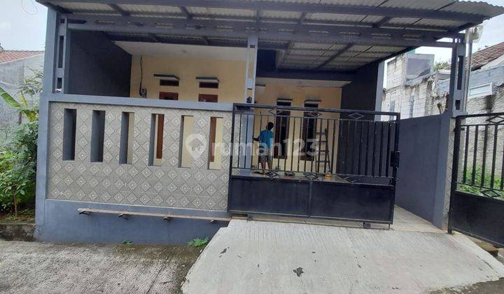 Rumah siap huni SHM 10 menit tol cisalak 1