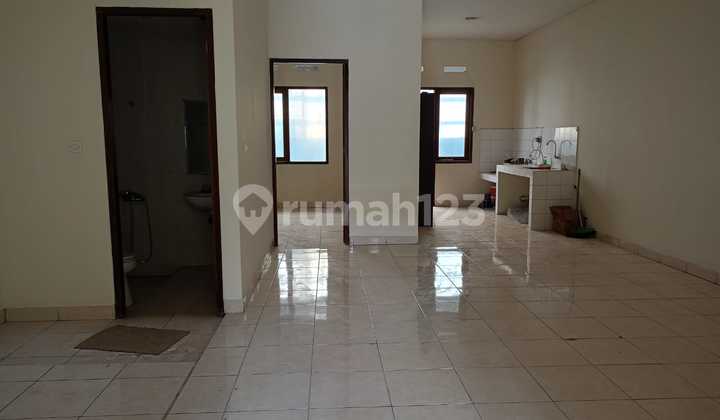 House in Mekar Wangi Complex Cluster 1