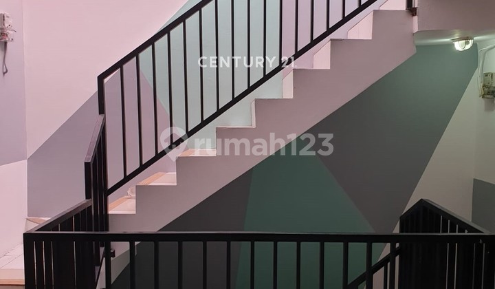 Dijual Kos Strategis Dekat Semua Akses di Jurang Mangu 2