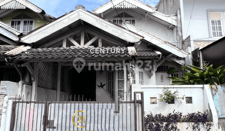 Strategic House for Sale at Affordable Price in Bintaro Near Islamic School