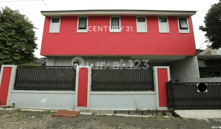 Strategic Boarding House for Sale at Attractive Price in Bintaro, Tangsel.