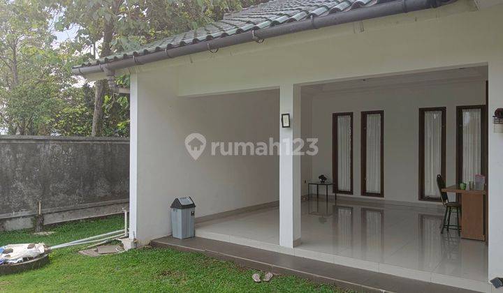 Rumah View 3  gunung dan Taman luas di Sentul City  1