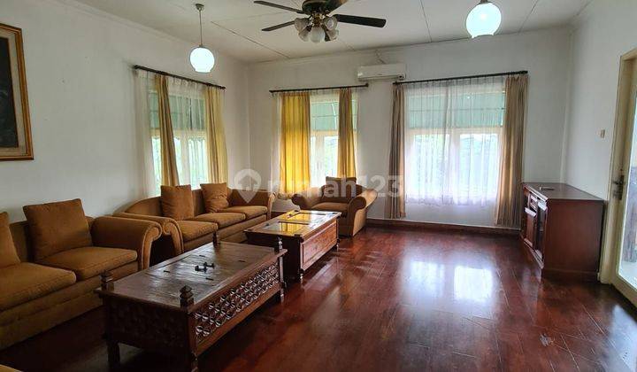 Rumah 2 Lantai bagus dan furnished di Sentul City  2