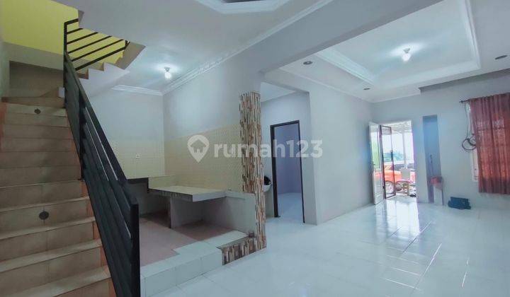 Rumah 2 Lantai di Sentul city Bagus 1