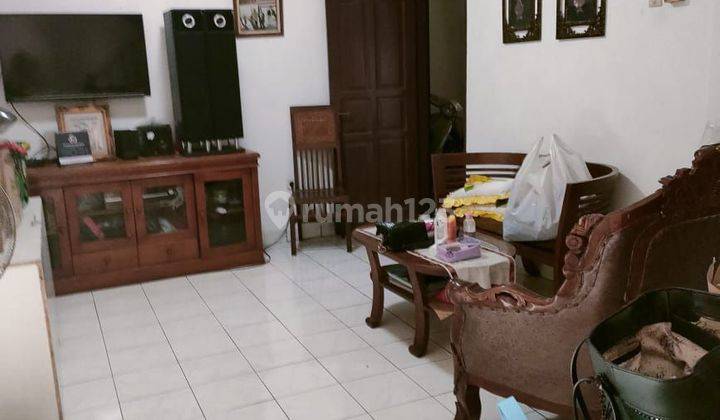 Rumah 2 Lantai di jln pusdiklat depnaker Jakarta Timur 1