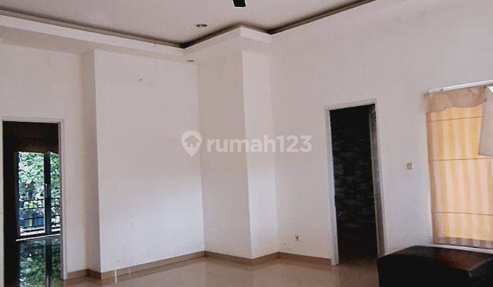 Disewakan/ dijual Rumah 2 Lantai demi furnished di Sentul City  1