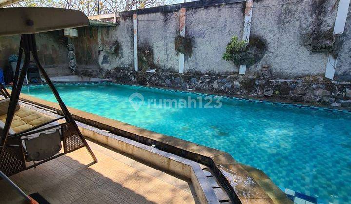 Rumah Ada Kolam Renang Pribadi Di Sentul City  2