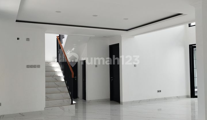 Dijual Rumah Siap Huni dan Baru Selesai Renov, Sektor 9, Bintaro 2