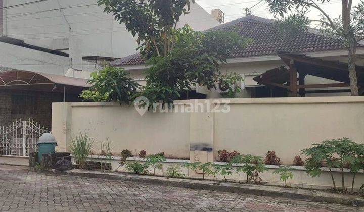 RUMAH DI UTARA MIROTA GODEAN DEKAT DENGAN TUGU JOGJA 2