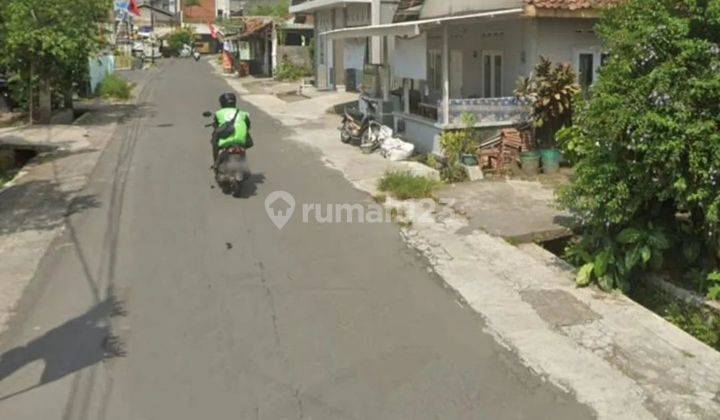 TANAH DEKAT UGM DI RONGROAD UTARA DEKAT PASAR COLOMBO JAKAL 2