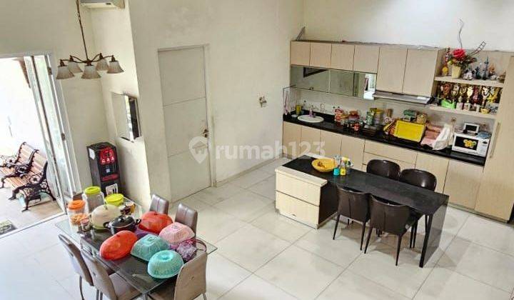 Rumah 2 Lantai Pakuwon Indah Villa Valensia Full Furnish [200] 2