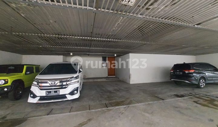 Private House Graha Famili Platinum Golf 3 Lantai Surabaya [214] 2