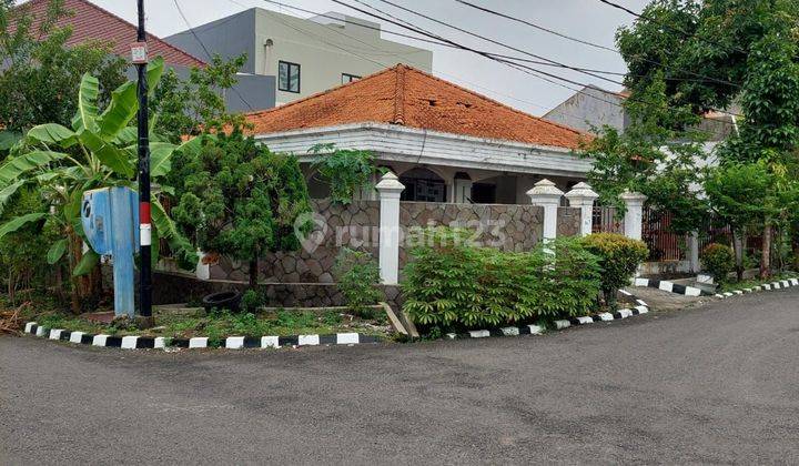 Rumah Hitung Tanah Darmo Permai Selatan dekat Madame Chang [234] 2