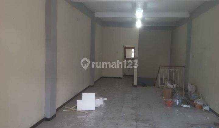 Disewakan Ruko 3 Lantai Siap Huni Raya Wiyung Surabaya [446]
 2