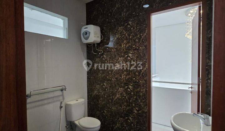 Rumah 2 Lantai Siap Huni Forest Mansion Full Furnish Wiyung [561] 2