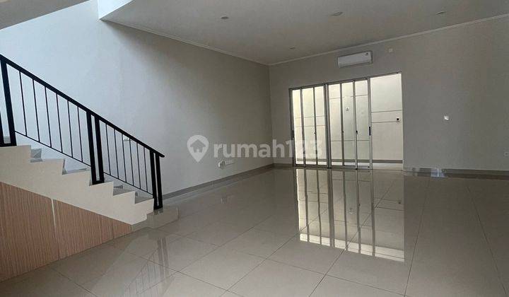 Disewakan Cepat Rumah Uk 8x15 Termurah Siap Huni Pik 2  2