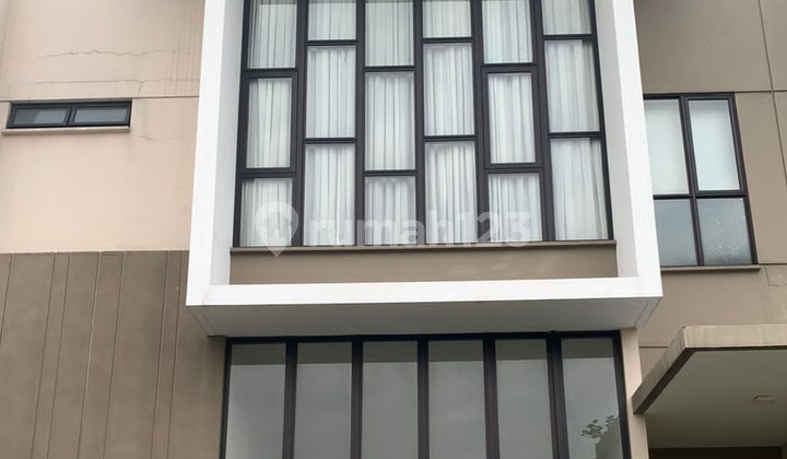 Disewakan Rumah Premium Lebar 9 Plus AC Cluster Semayang Jgc, Cakung, Jakarta Timur, 029