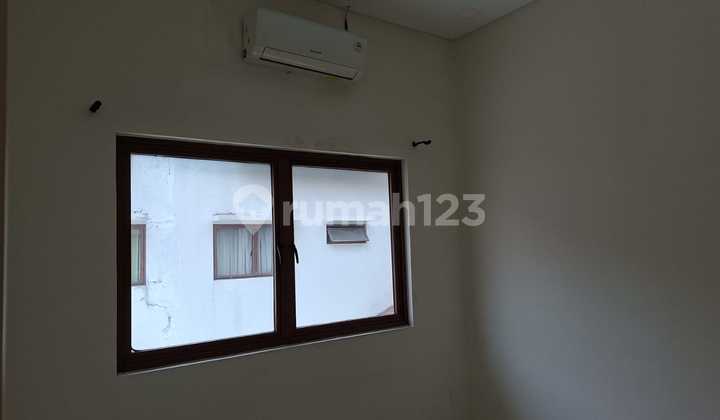 For Rent: House in Alamanda Cluster, East Jakarta. 015 2