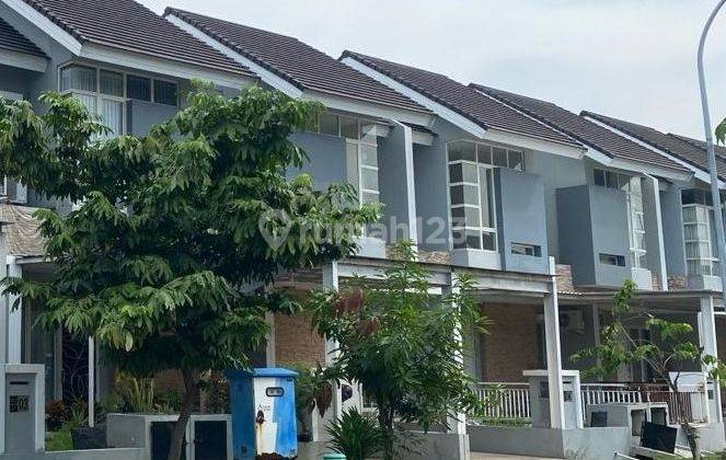 Disewakan Rumah 2 Lantai Bagus Cluster Vasana Harapan Indah 032 1