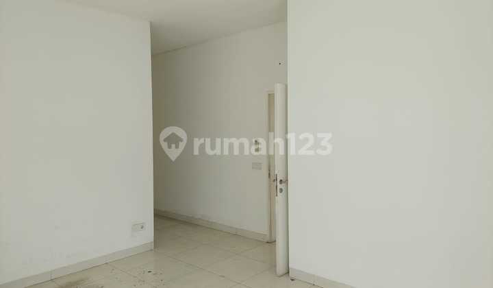 Dijual Cepat Rumah Lebar 9 Cluster Zebrina, Cakung, Jakarta Timur, 030 2