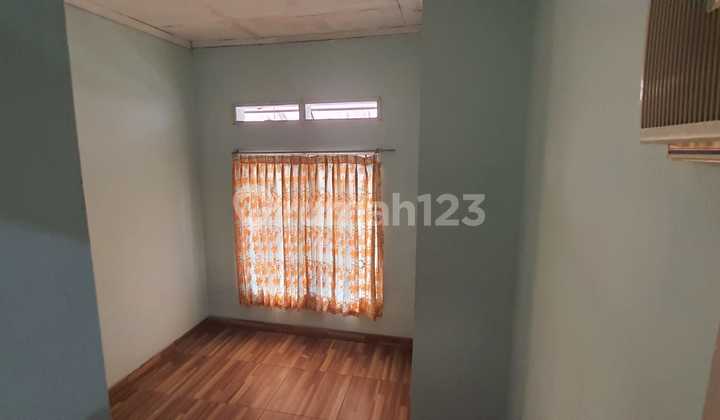 For Rent: Modern 1.5-Story House in Melati Cluster, Harapan Indah, Bekasi, 007 2