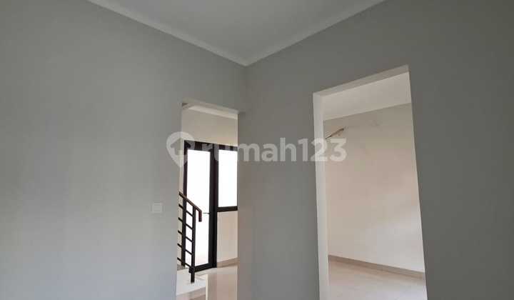 For Quick Sale 2-Story House 6 Wide Cluster Regia, Summarecon Crown Gading, Bekasi, 018 2