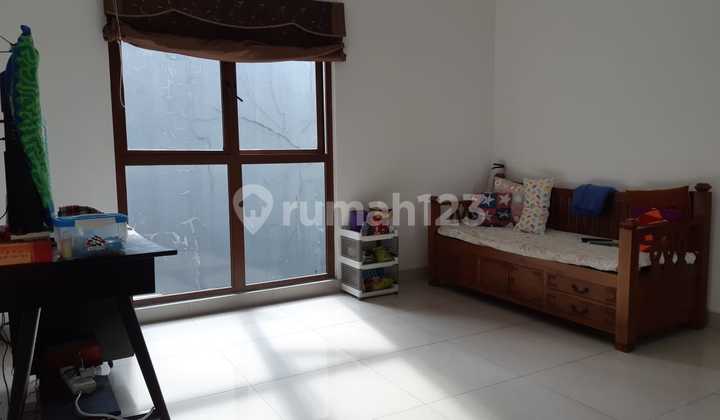 For Quick Sale Luxury 2-Story House in Lantana Cluster, Cakung, East Jakarta, Units 030 & 015 2