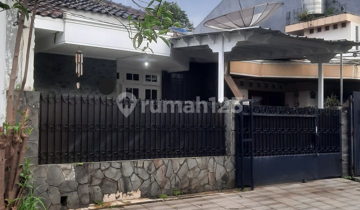 For Rent Comfortable 3+1 BR House in Bukit Permai Cibubur, East Jakarta, 018 For Rent Comfortable 3+1 BR House in Bukit Permai Cibubur, East Jakarta, 018