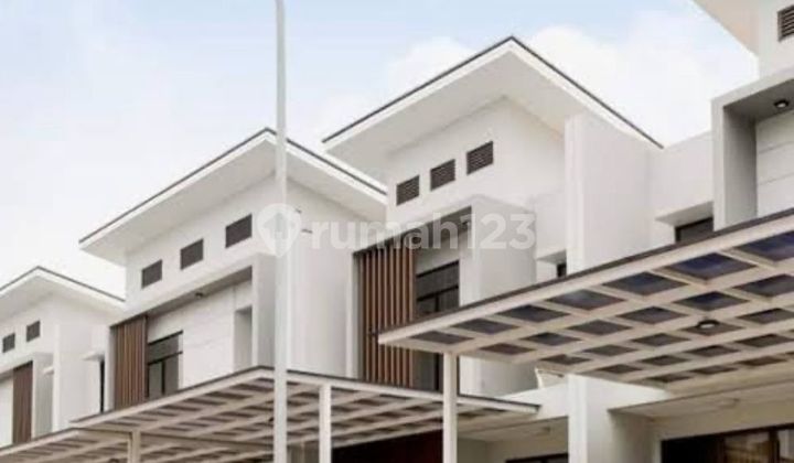 Dijual Cepat Rumah 2 Lantai Dengan Fasilitas Yang Memadai Di Cluster Shinano, 015