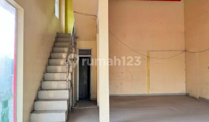 For Rent 3-Story Corner Shop House – Telaga Murni Housing Complex (027) 2