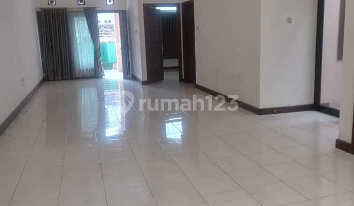 For Rent House in Fajar Indah Solo 2