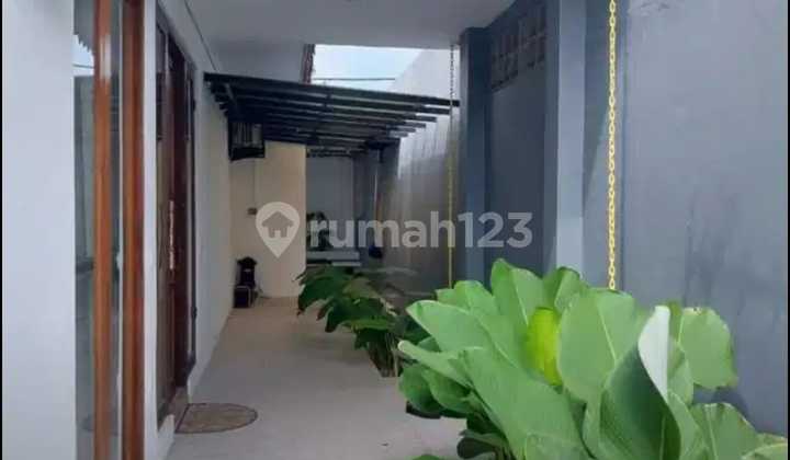 Luxury Furnished House Behind Alila Solo Hotel 2