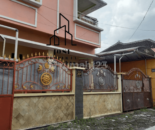 Rumah 2 Lantai Furnished di Manahan, Solo 1