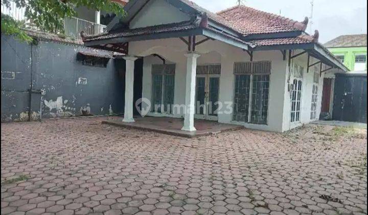 Rumah Kontrakan Manahan, Solo 1