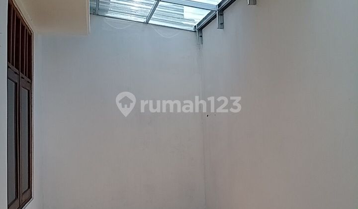 Minimalist House New Solo, Surakarta Minimalist House New Solo, Surakarta