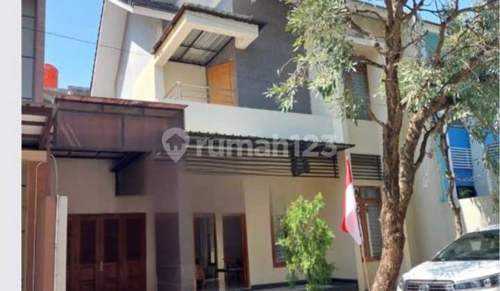Well-Maintained Minimalist Nice House Solo Baru