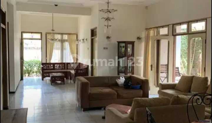 For Rent Spacious Strategic Ready-to-Occupy House in Serengan Solo