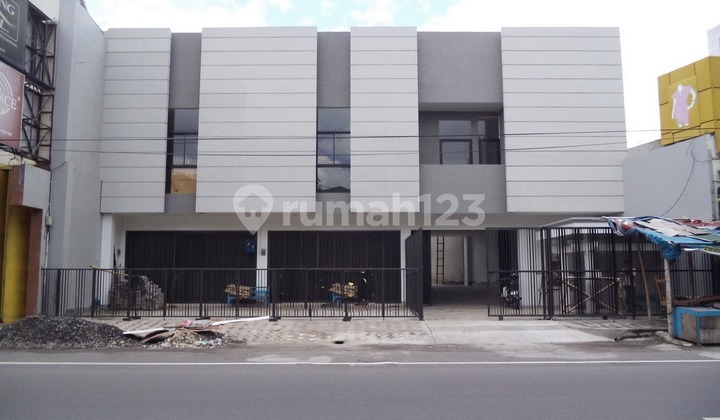 Banjarsari Commercial Building, Surakarta