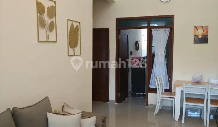New Furnished Minimalist House in Solo New Furnished Minimalist House in Solo