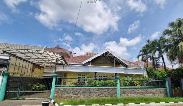 RUMAH KLASIK FULL FURNISHED SIAP HUNI DI SIMPANG BOROBUDUR MALANG 1