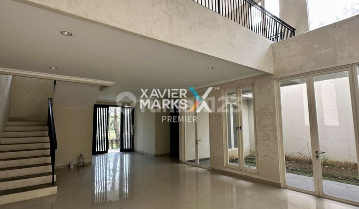 Rumah View Golf Desain Modern di Araya, Malang 2