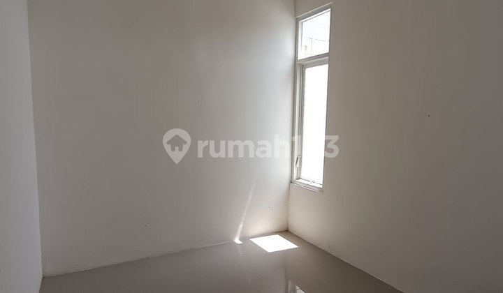 Ready-to-Occupy Minimalist House in Villa Gunung Buring Malang (ID1229)