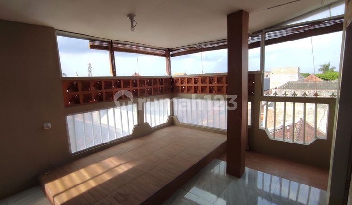 Dijual Cepat Rumah Kost Baru 3 Lantai 13 Kamar 2