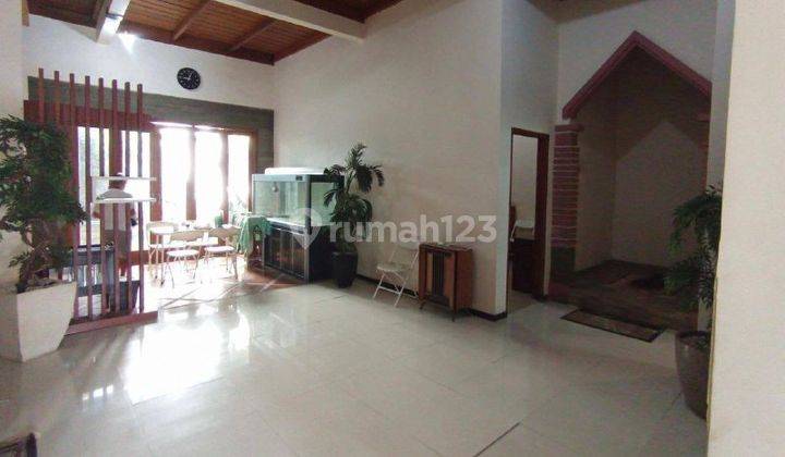 Rumah Gaya Modern Mix Kayu Jl Bunga Bunga Lowokwaru Malang Id774  2