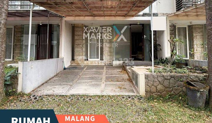 Rumah Modern Di Perumahan Riverside Blimbing Malang(ID1353) 1