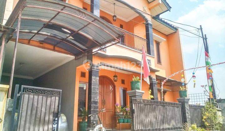 Rumah Luas Tipe 240 di Riung Bandung 1