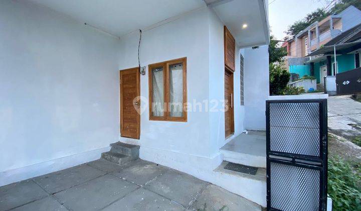 Rumah Siap Huni 2 Lantai di Cikadut Bandung 2