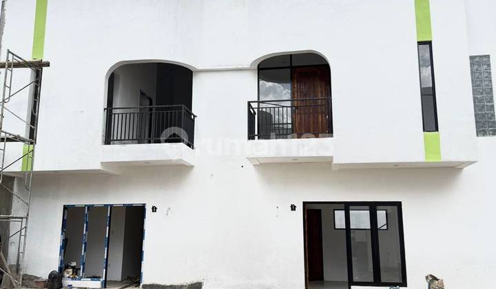 Rumah Minimalis Modern 2 Lantai SHM, di Cibiru Kodya