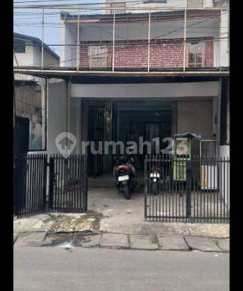 Ruko Tempat Tinggal 3 Lantai di Mainroad Padasuka, Bandung 1